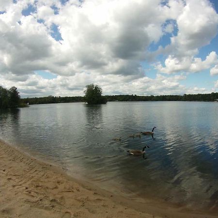 Kahl am Main Chemnitz - Haus Am See Mit Sandstrand Nahe Rhein-Main Und Spessart מראה חיצוני תמונה