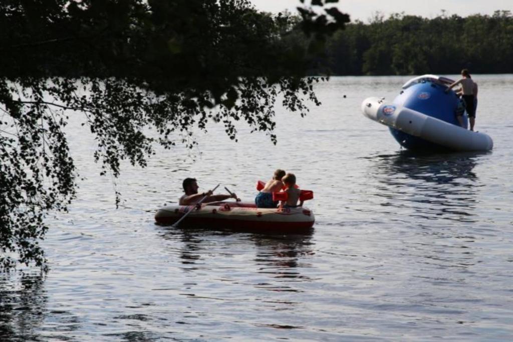 Kahl am Main Chemnitz - Haus Am See Mit Sandstrand Nahe Rhein-Main Und Spessart מראה חיצוני תמונה